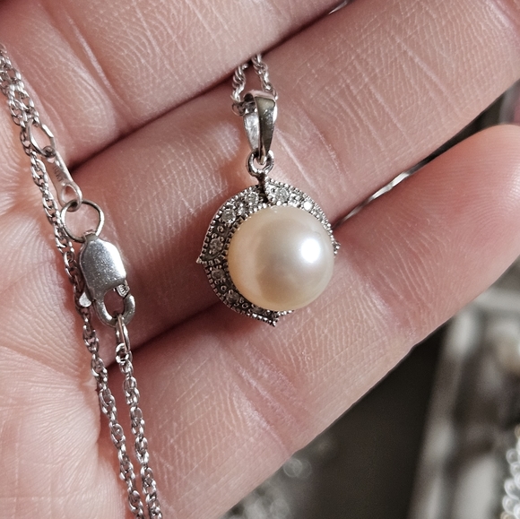 *SOLD ON FB MARKETPLACE* - Picture 4 of 4